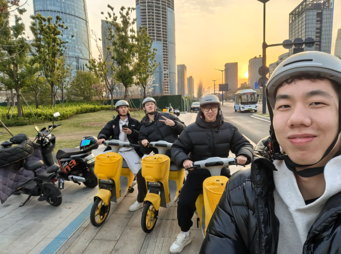 DB电竞 官方网站-让你不选我！广厦宝岛内援盛赞胡金秋朱俊龙 若有他男篮想赢很难